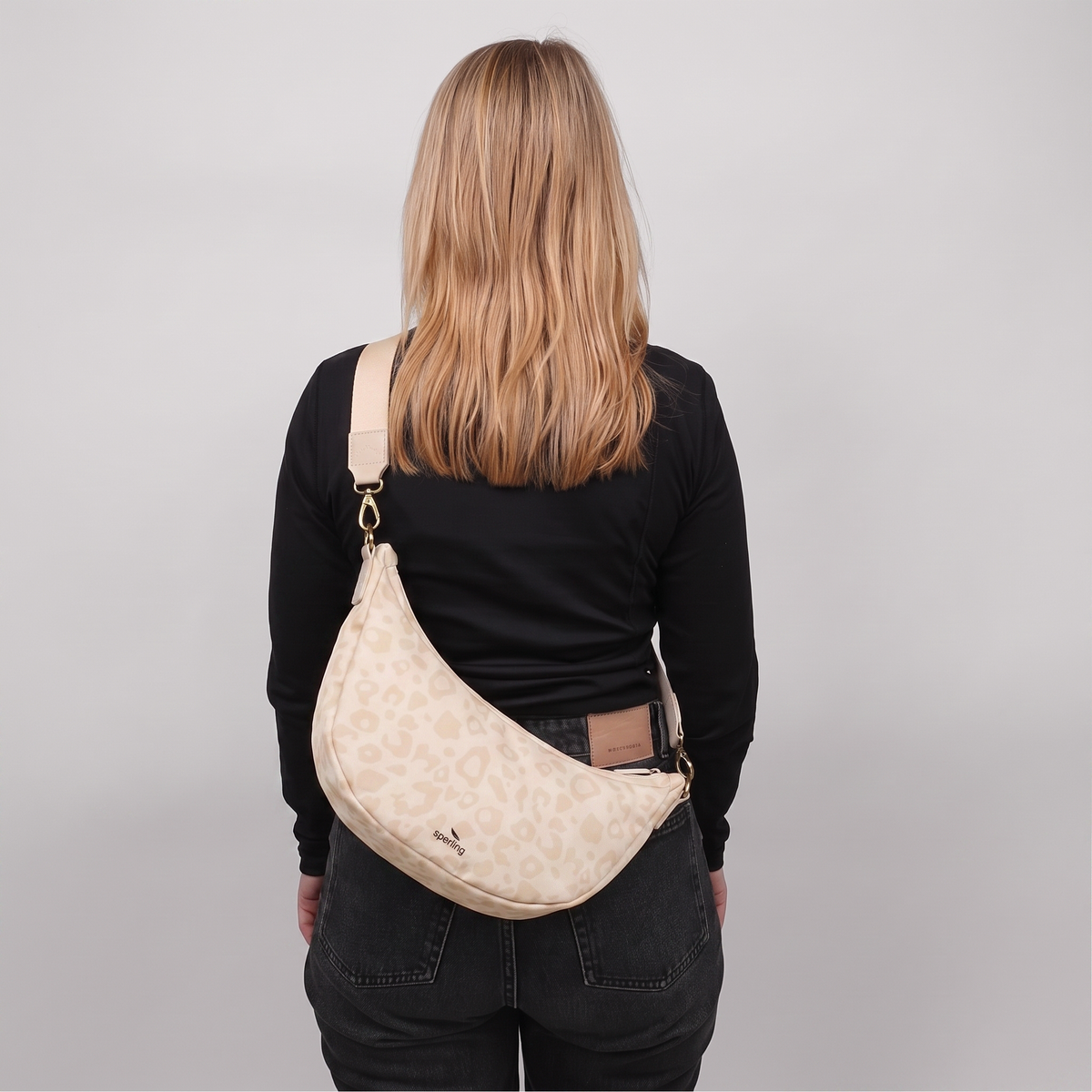 Sonderedition "Easy" Leo Polar Moonbag